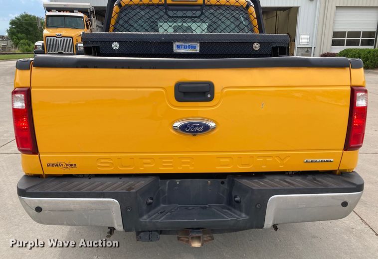 image for item DJ6166 2015 Ford F250 Super Duty  Crew Cab pickup truck
