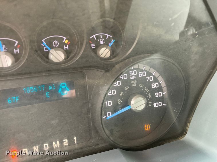 image for item DJ6166 2015 Ford F250 Super Duty  Crew Cab pickup truck