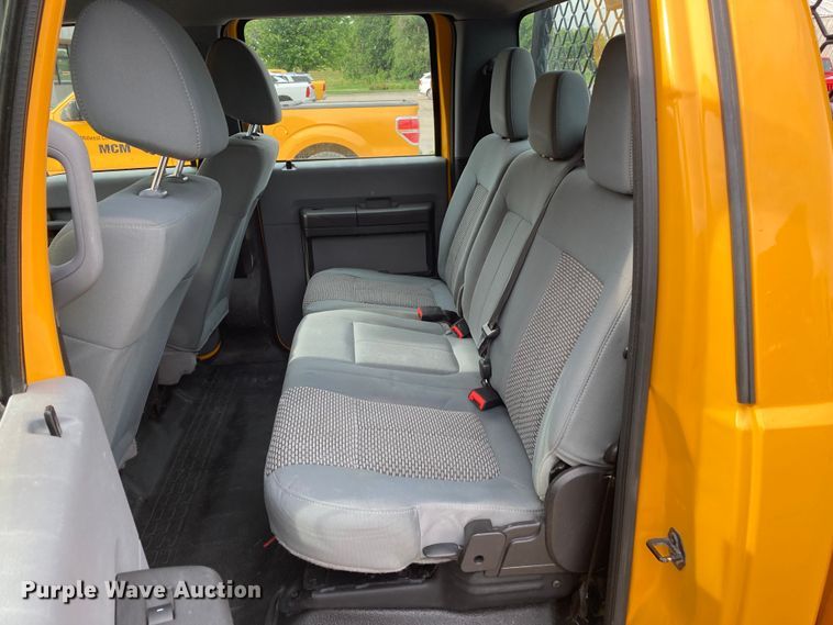 image for item DJ6166 2015 Ford F250 Super Duty  Crew Cab pickup truck