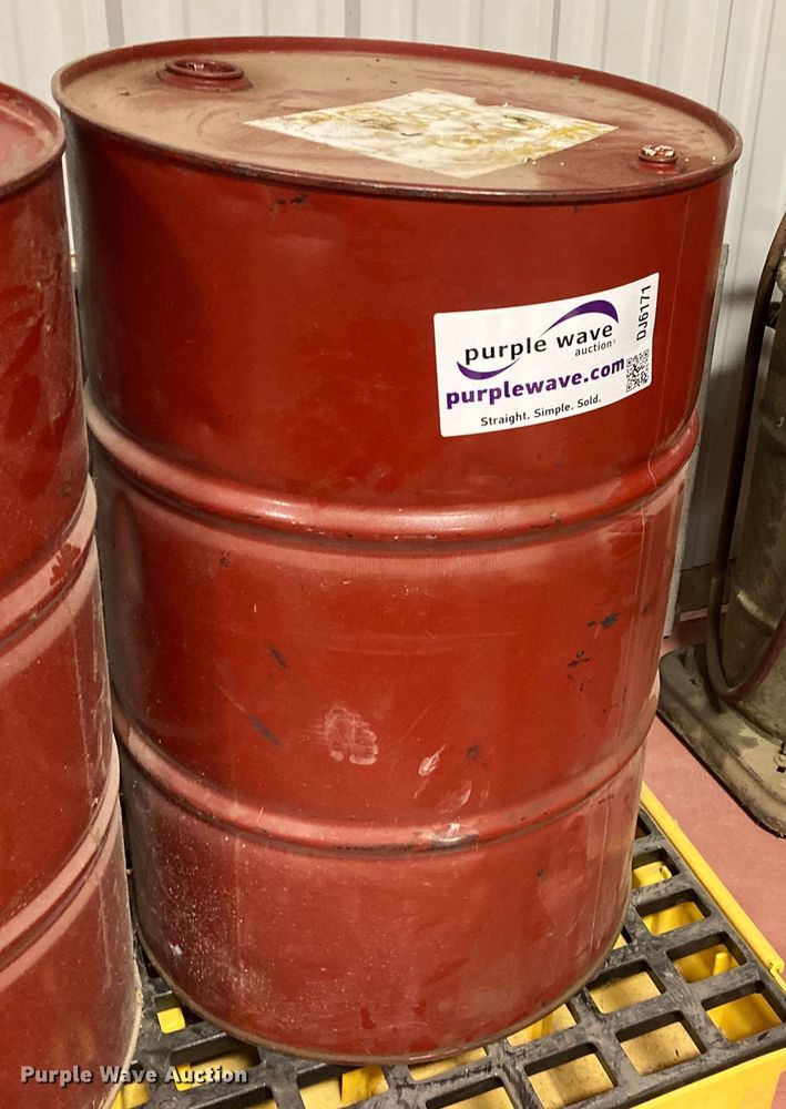 image for item DJ6171 55 gallon of Mobil Delvac 10W30 Super motor oil