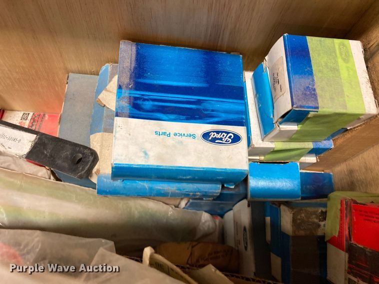 image for item DJ6174 Heavy truck parts