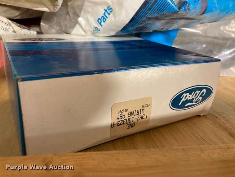 image for item DJ6174 Heavy truck parts