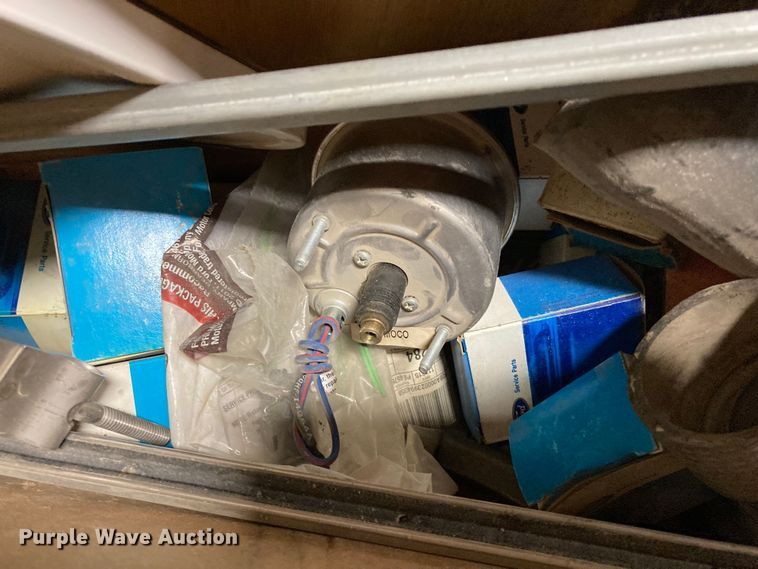 image for item DJ6174 Heavy truck parts