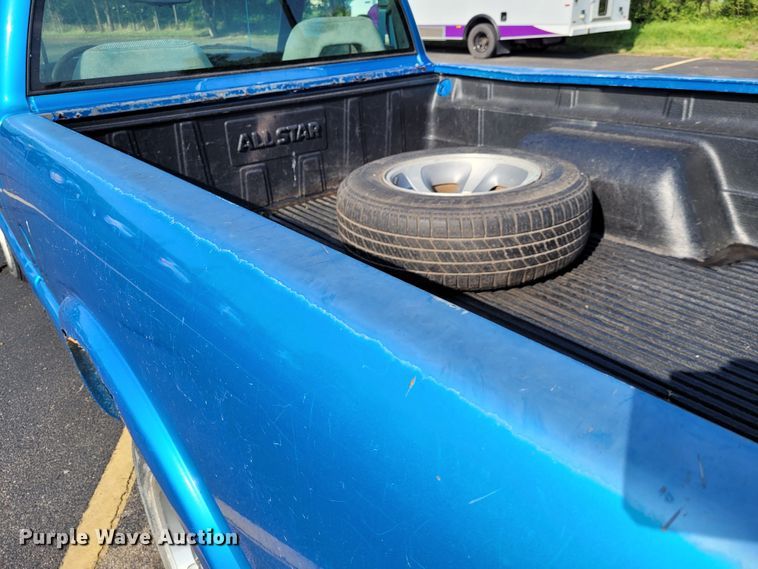 image for item DK1895 1995 Chevrolet S10 LS  pickup truck