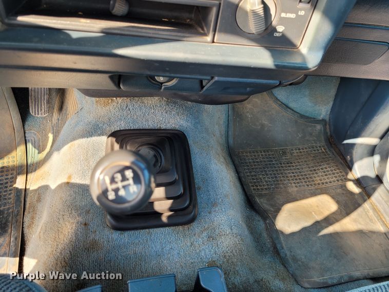 image for item DK1895 1995 Chevrolet S10 LS  pickup truck