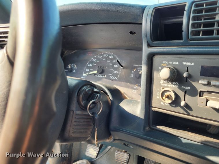 image for item DK1895 1995 Chevrolet S10 LS  pickup truck