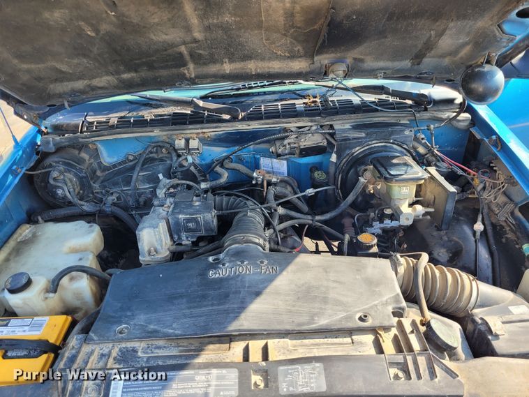 image for item DK1895 1995 Chevrolet S10 LS  pickup truck