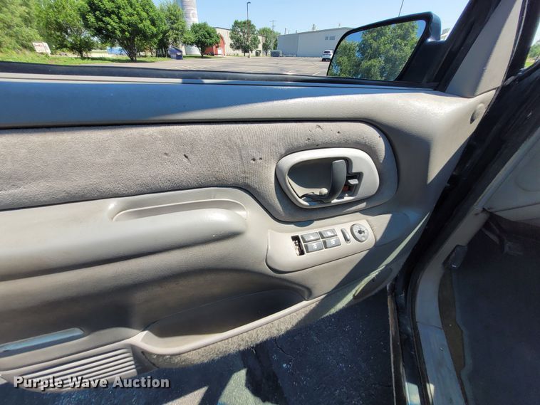 image for item DK1913 1995 Chevrolet Suburban K1500  SUV