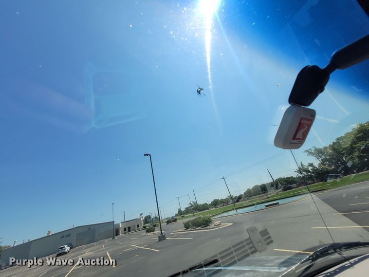 image for item DK1913 1995 Chevrolet Suburban K1500  SUV