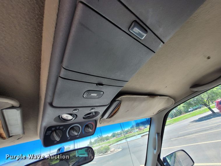 image for item DK1913 1995 Chevrolet Suburban K1500  SUV