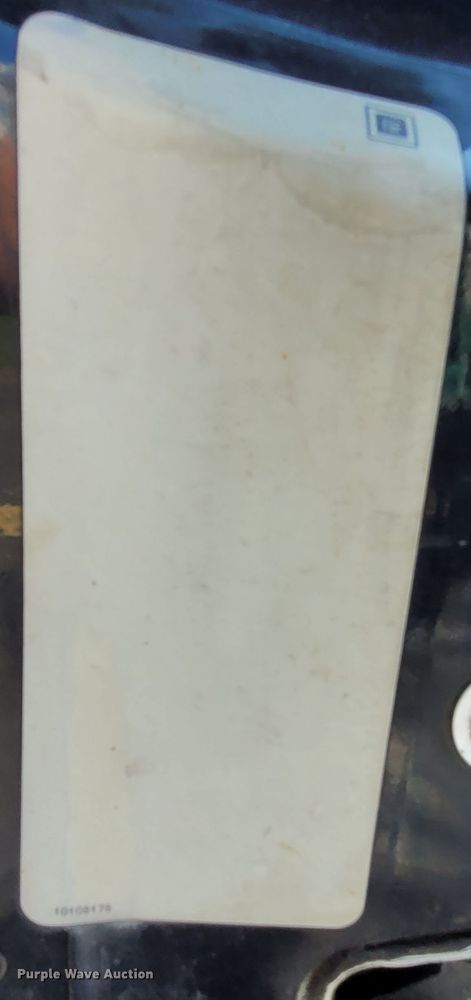 image for item DK1913 1995 Chevrolet Suburban K1500  SUV