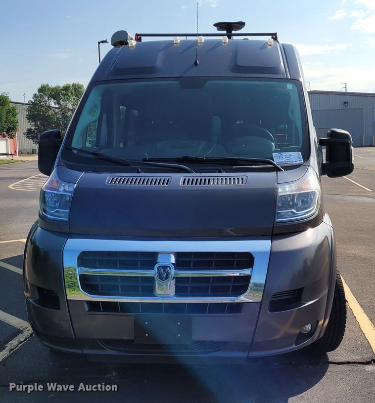 image for item DK1917 2018 Winnebago Travato  RV