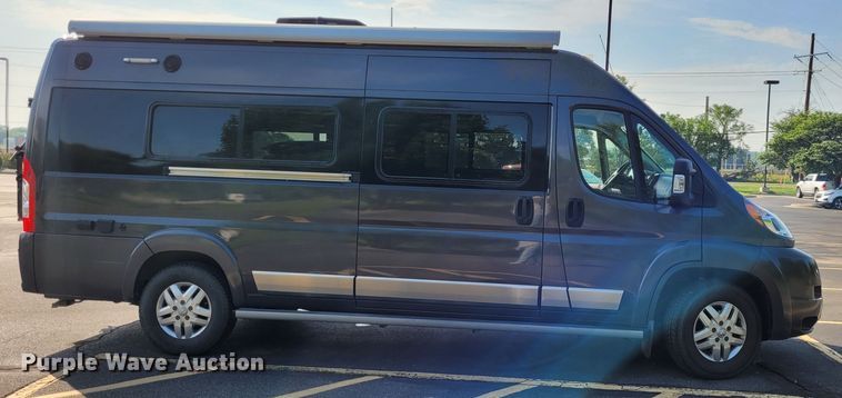 image for item DK1917 2018 Winnebago Travato  RV