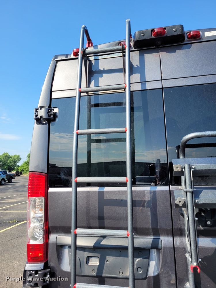 image for item DK1917 2018 Winnebago Travato  RV