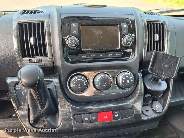 image for item DK1917 2018 Winnebago Travato  RV