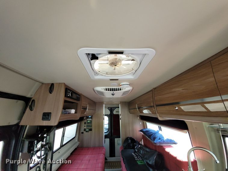 image for item DK1917 2018 Winnebago Travato  RV