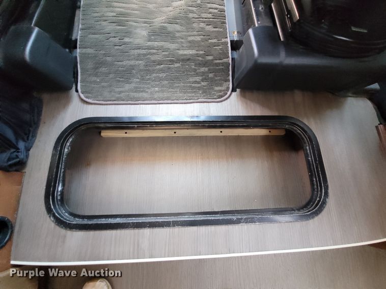 image for item DK1917 2018 Winnebago Travato  RV