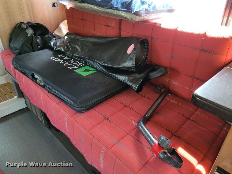 image for item DK1917 2018 Winnebago Travato  RV