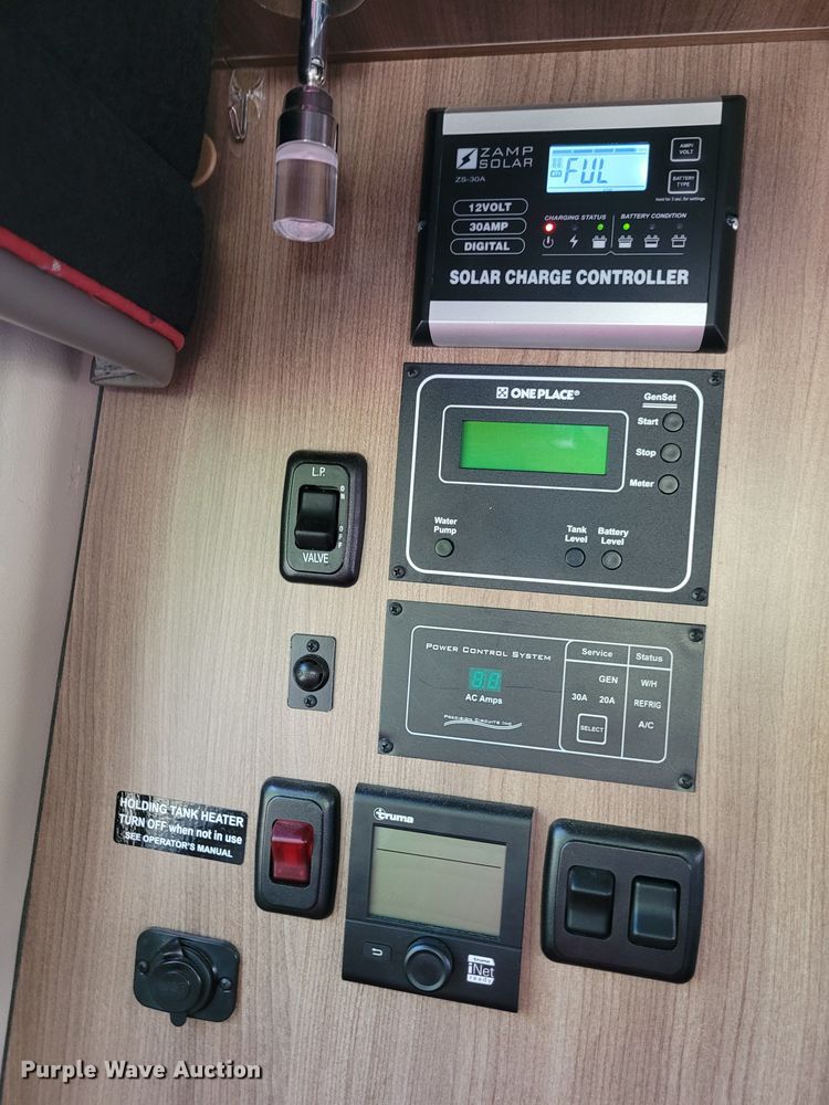 image for item DK1917 2018 Winnebago Travato  RV