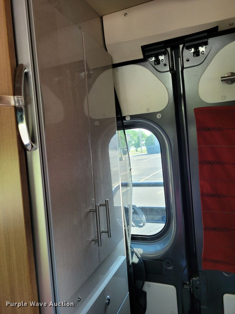 image for item DK1917 2018 Winnebago Travato  RV