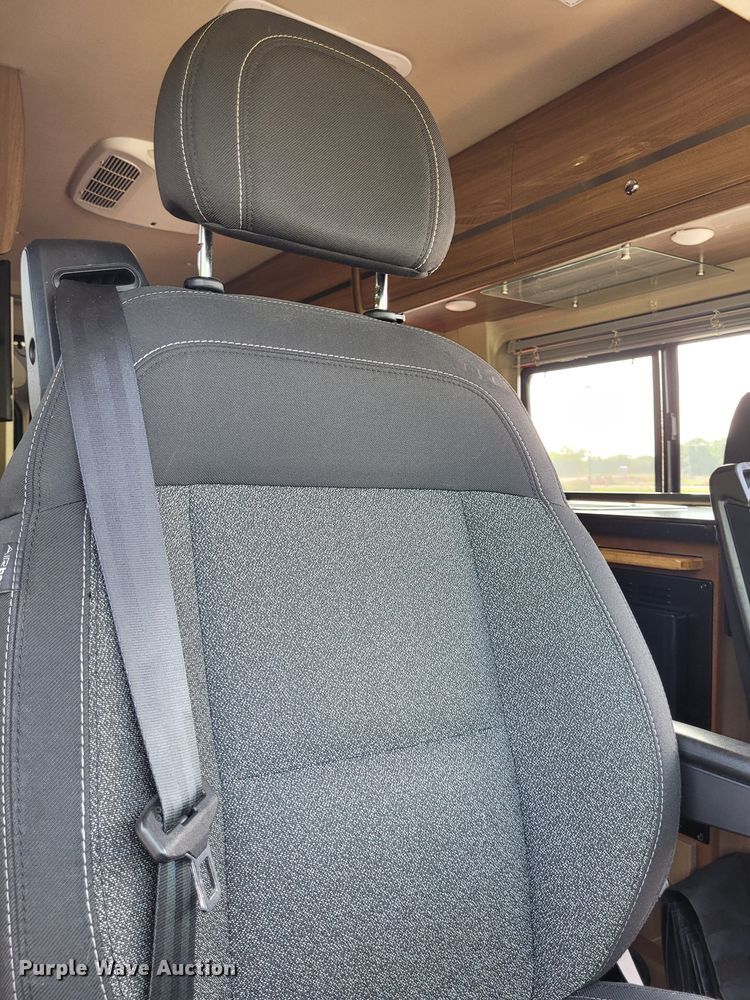 image for item DK1917 2018 Winnebago Travato  RV