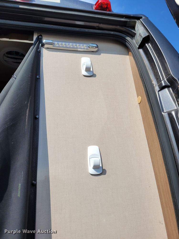 image for item DK1917 2018 Winnebago Travato  RV