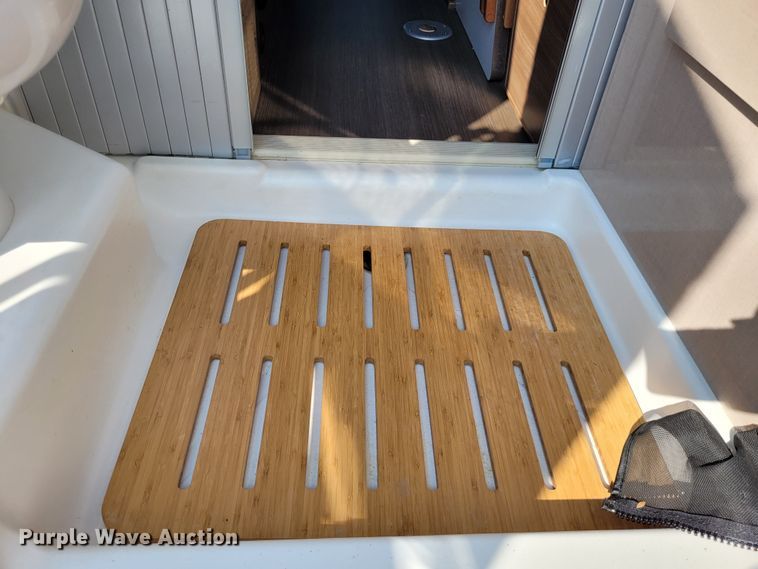 image for item DK1917 2018 Winnebago Travato  RV