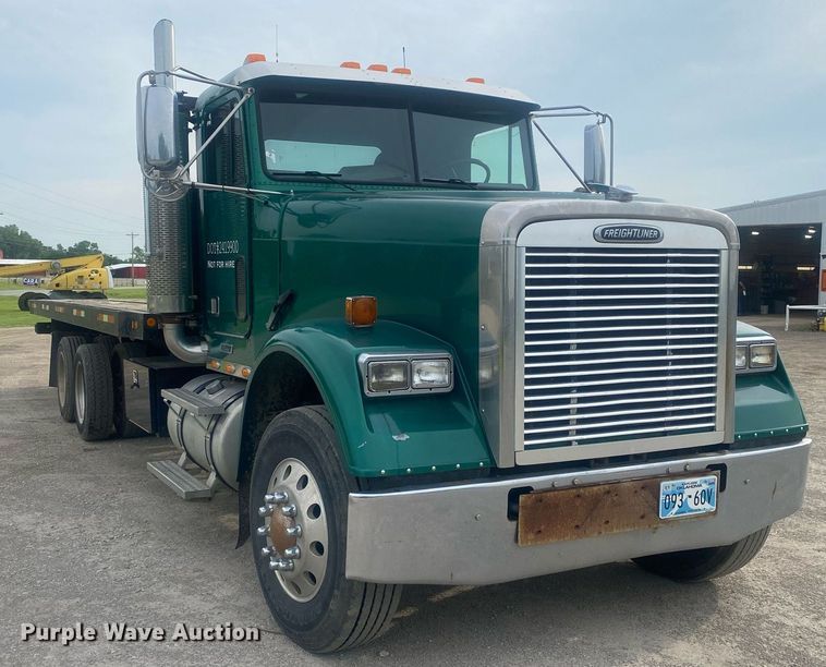 image for item DL7219 2007 Freightliner Classic 120  rollback truck