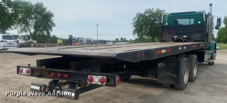 image for item DL7219 2007 Freightliner Classic 120  rollback truck