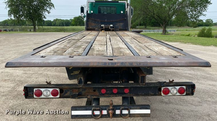 image for item DL7219 2007 Freightliner Classic 120  rollback truck