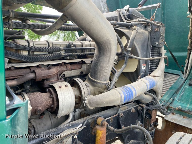 image for item DL7219 2007 Freightliner Classic 120  rollback truck