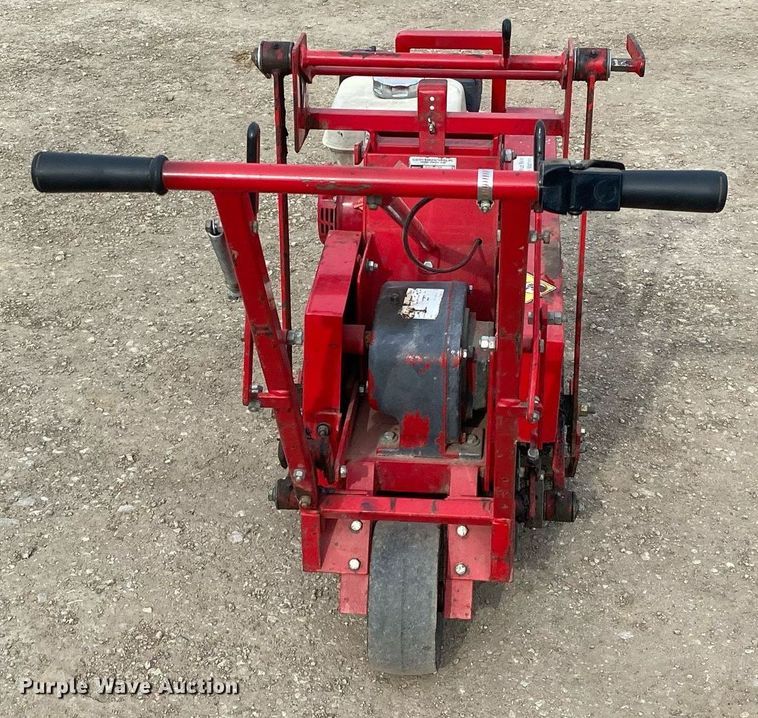 image for item DL7220 Classen SC-18  sod cutter