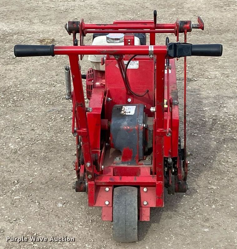 image for item DL7220 Classen SC-18  sod cutter