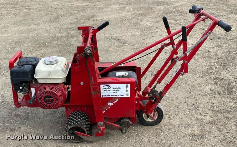 image for item DL7220 Classen SC-18  sod cutter