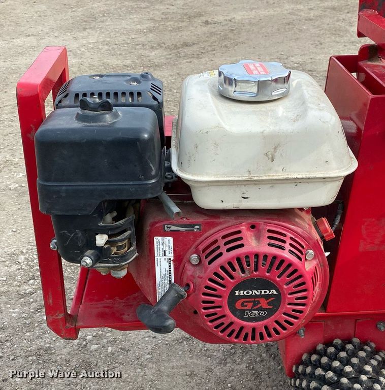 image for item DL7220 Classen SC-18  sod cutter