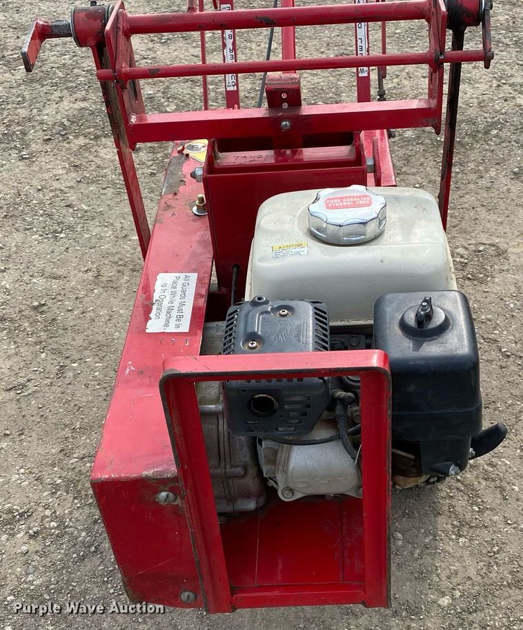 image for item DL7220 Classen SC-18  sod cutter