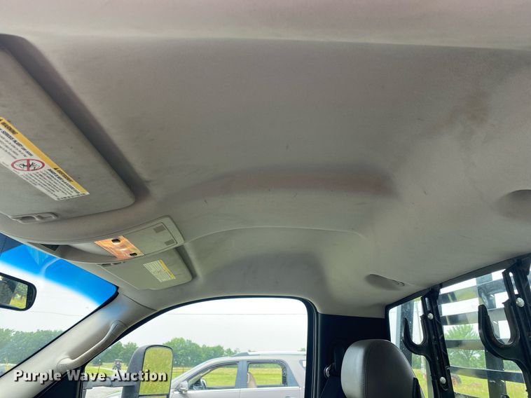 image for item DL7230 2011 Chevrolet Silverado 3500HD  flatbed pickup truck