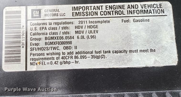 image for item DL7230 2011 Chevrolet Silverado 3500HD  flatbed pickup truck