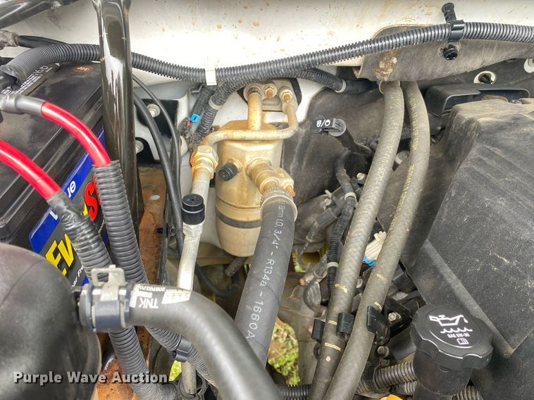 image for item DL7230 2011 Chevrolet Silverado 3500HD  flatbed pickup truck