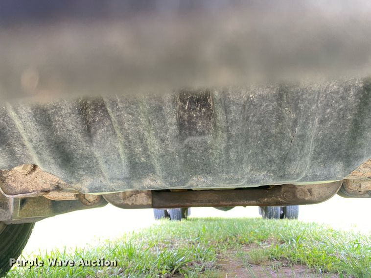 image for item DL7230 2011 Chevrolet Silverado 3500HD  flatbed pickup truck