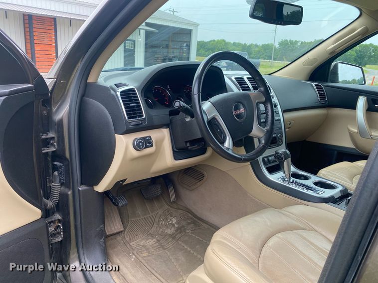 image for item DL7231 2010 GMC Acadia  SUV