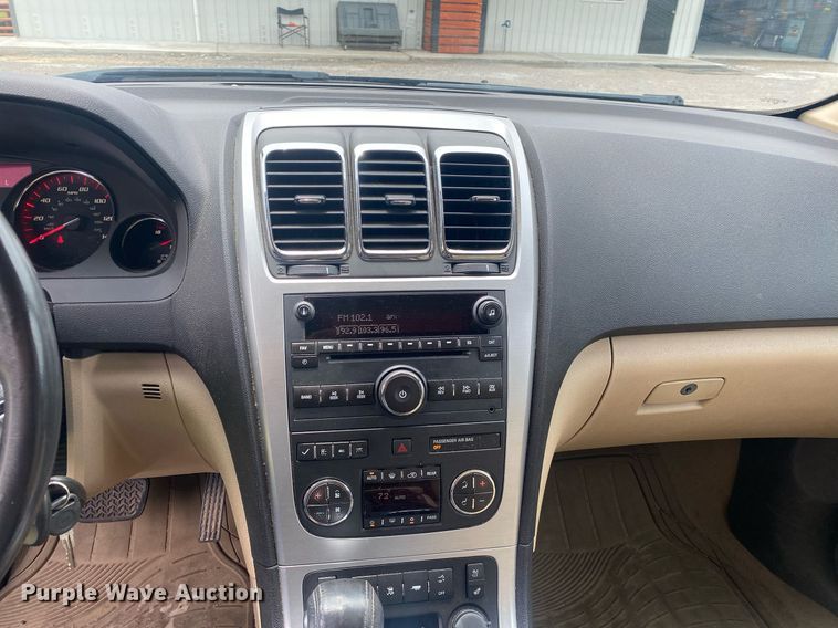 image for item DL7231 2010 GMC Acadia  SUV