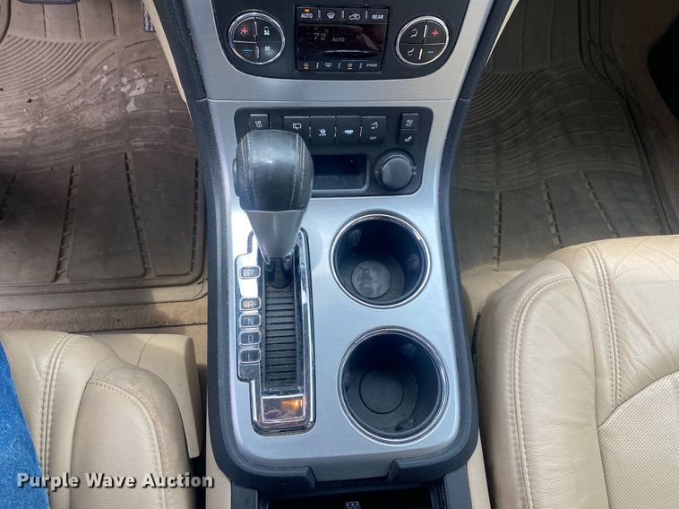 image for item DL7231 2010 GMC Acadia  SUV