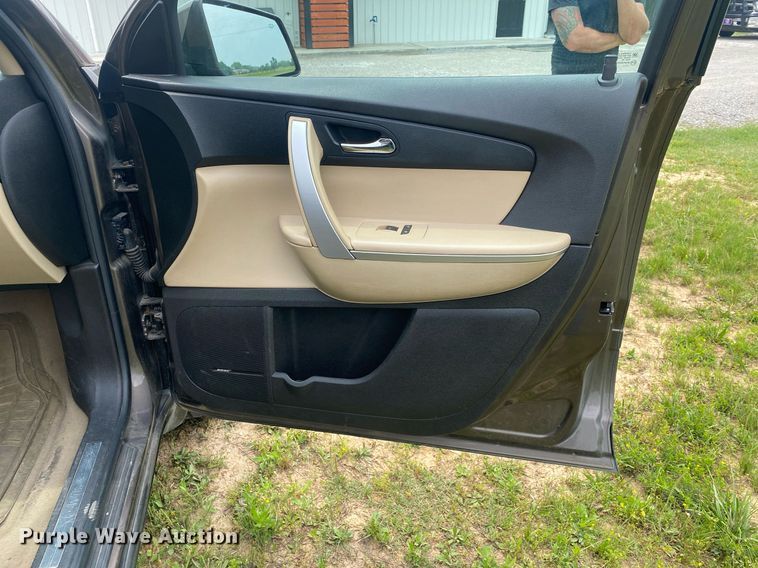 image for item DL7231 2010 GMC Acadia  SUV