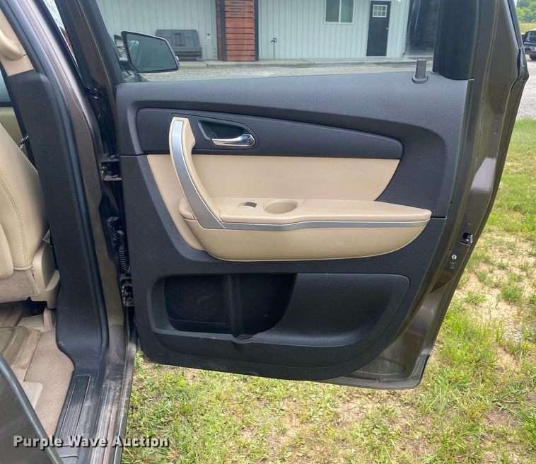 image for item DL7231 2010 GMC Acadia  SUV