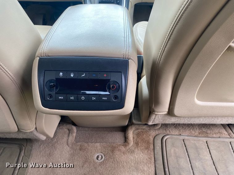 image for item DL7231 2010 GMC Acadia  SUV