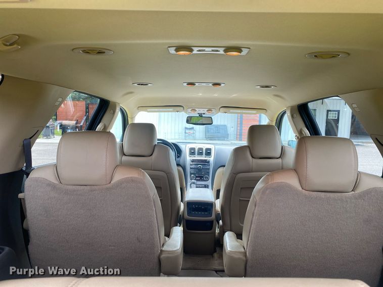 image for item DL7231 2010 GMC Acadia  SUV