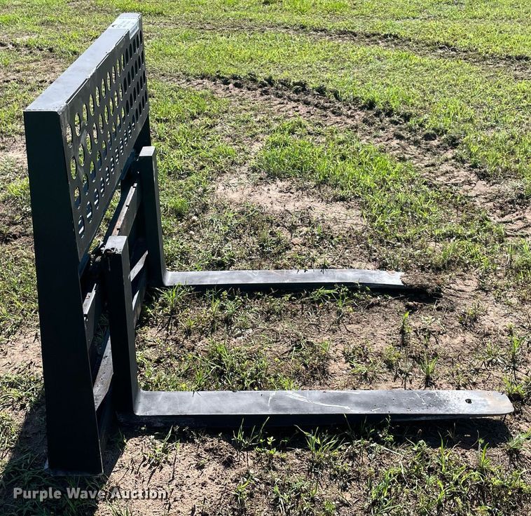 image for item DM0248 48" L skid steer forks