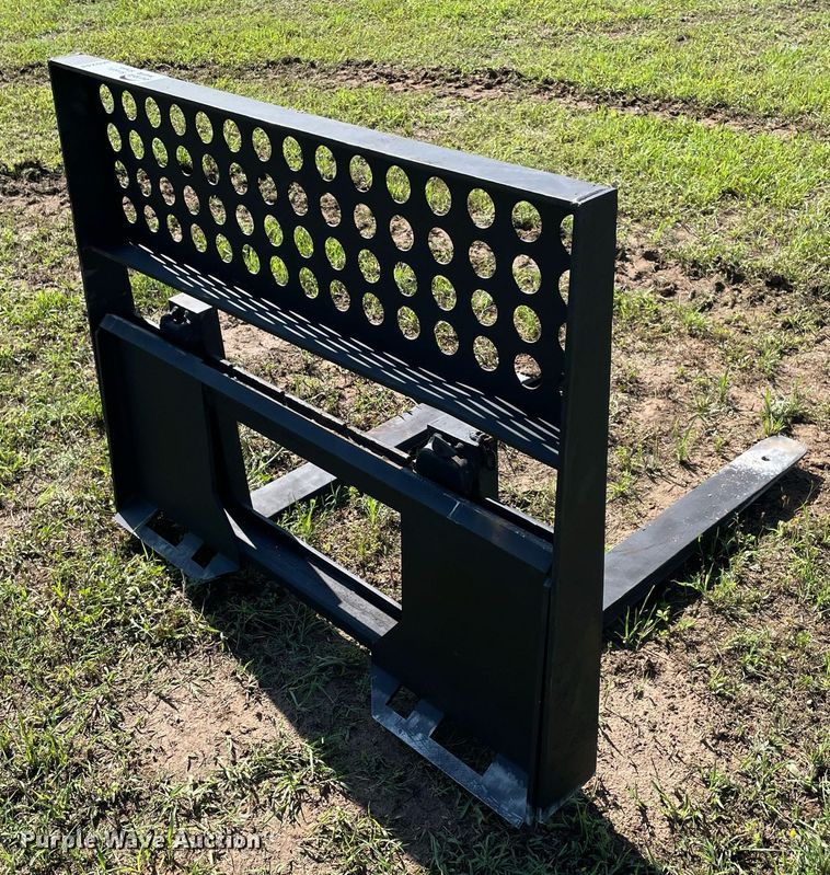 image for item DM0248 48" L skid steer forks