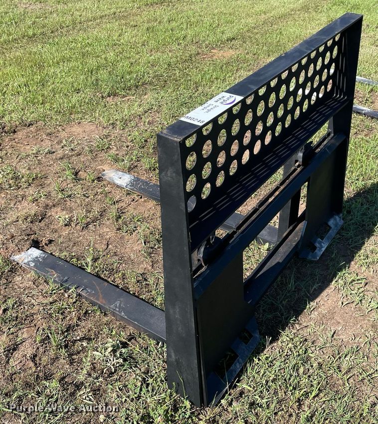 image for item DM0248 48" L skid steer forks